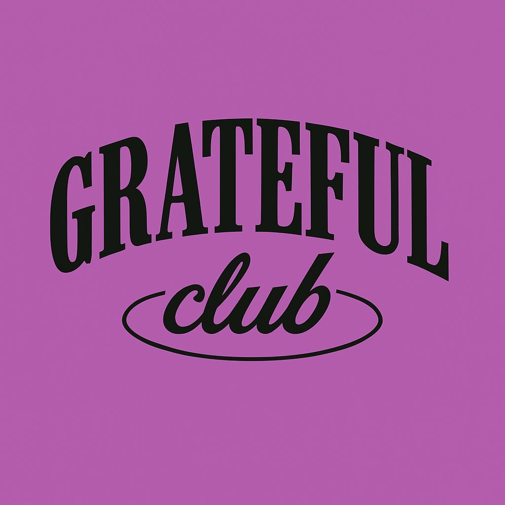 Grateful Club Minimalist Graphic Design for Stylish Hats
