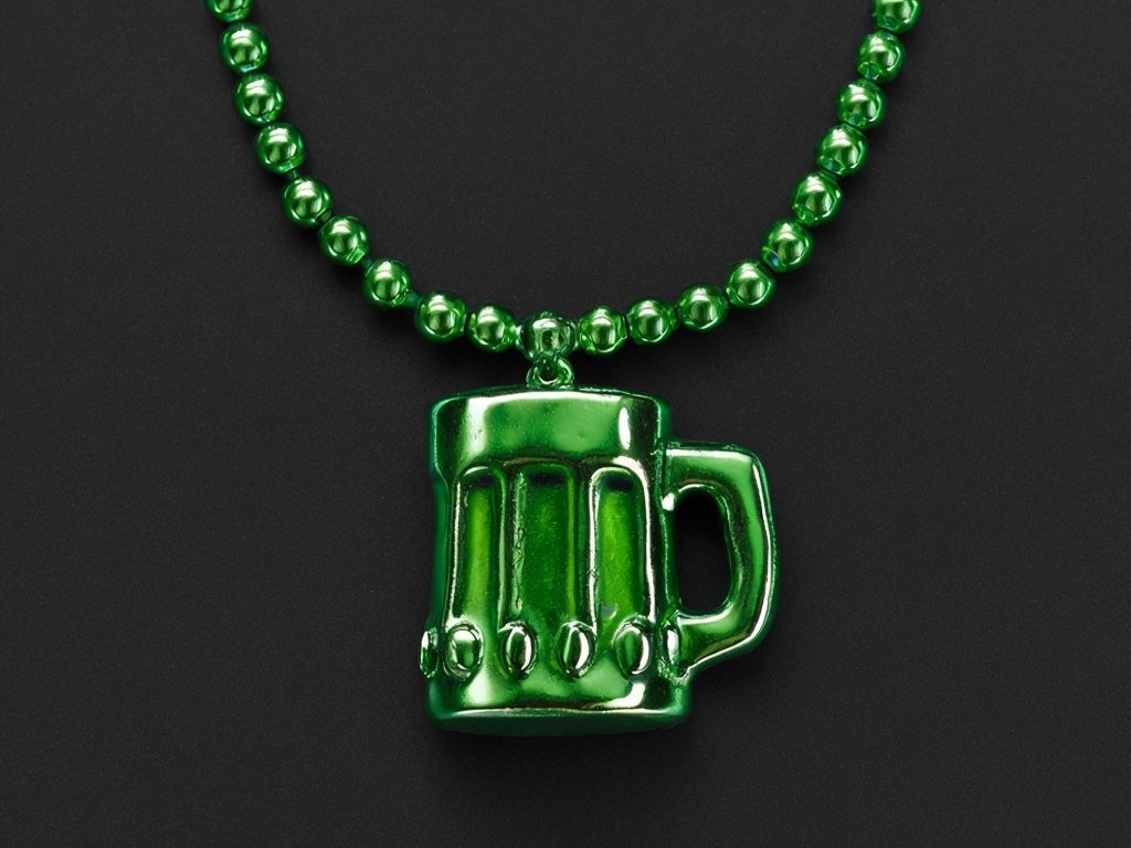 Shiny Green Beads Necklace with Beer Mug Pendant T-Shirt