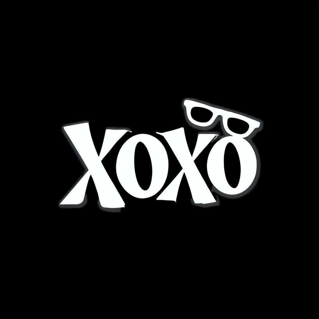 Stylish Minimalist XOXO Graphic Design T-Shirt