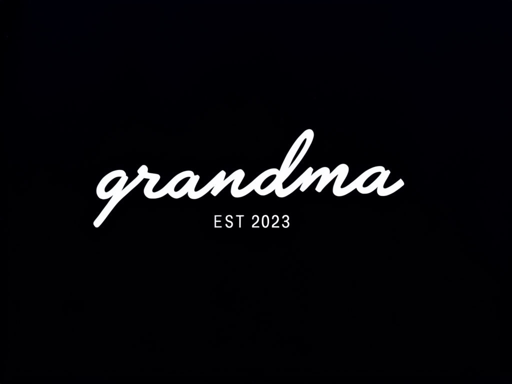 Minimalist Grandma EST 2023 Elegant Typography T-Shirt