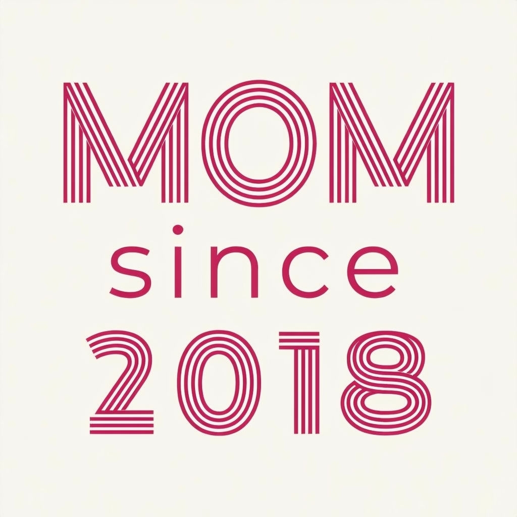 Elegant MOM Since 2018 Minimalist Graphic T-Shirt
